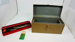 lot 3 image: Tool Box and contents