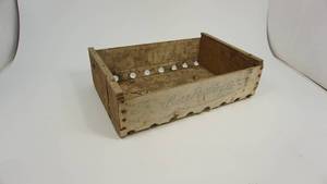 lot 12 image: Halloween Brand Elberta Peach CrateBox from Barr Packing Company