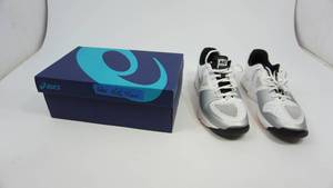 lot 23 image: Nike Tennis Shoes Mens Size 11...NEW
