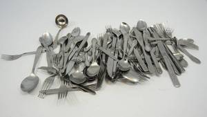 lot 25 image: Silverware