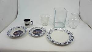 lot 29 image: Collectible Terry Redlin Winter Wonderland Dishes etc.