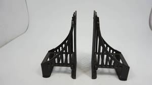 lot 92 image: Cast Iron Golden Gate Bridge Industrial Bookend