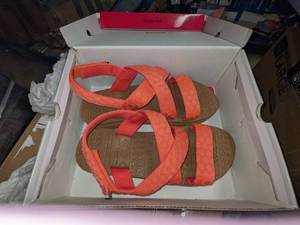 lot 158 image: Lukees by Muk Luks Womens Sand Games Sandal, Papaya, Sz 10