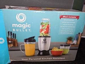 lot 203 image: Magic Bullet Hi-Speed BlenderMixer System