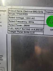lot 1 image: Traeger Grills Traeger Select Pro Pellet Grill - Bronze