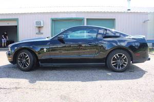 2012 Ford Mustang V6 - Manual