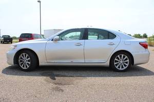 2010 Lexus LS 460 - AWD