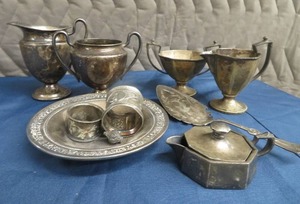 lot 44 image: SILVER PLATE