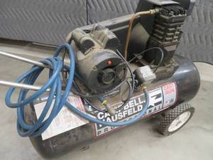 lot 49 image: CAMPBELL HAUSFELD PROFESSIONAL 26 GAL AIR COMPRESSOR