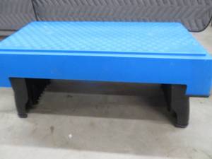 lot 61 image: THE FIRM BOX AEROBIC STEPPER