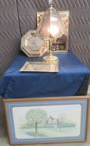 lot 82 image: 3 MIRRORS A LAMP & A FRAMED PRINT