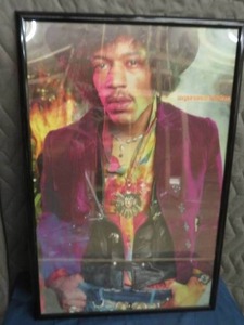 lot 89 image: VINTAGE JIMMY HENDRIX FRAMED PIC