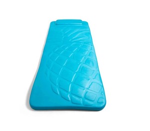 lot 625 image: Swimways - Aquaria Pineapple Breeze Lounger - Blue