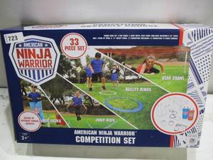 lot 723 image: American Ninja Warrior Competition Set 33-Piece