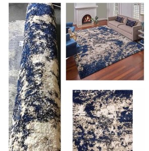 lot 657 image: Thomasville Hudson Shag Area Rug - 5 ft. 3 in. x 7 ft. 5 in. - BlueGreyCream