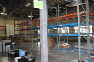 lot 432 image: Pallet Racking - Uprights (5), Cross Beams (22), Wire Racks (22)