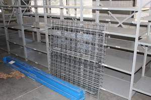 lot 453 image: Lot of (4) Pallet Racking Wire Racks