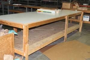 lot 491 image: Wood Workstation