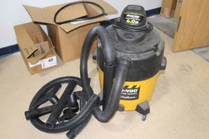 lot 514 image: Shop-Vac 6060 Contractor Series 6-Gallon 6 hp WetDry Vac with Hose Extensions and Cleaning Accessory Attachments