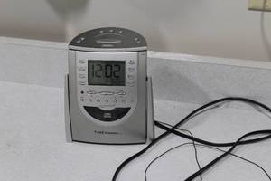 lot 547 image: Timex Indiglo CDRadio Player