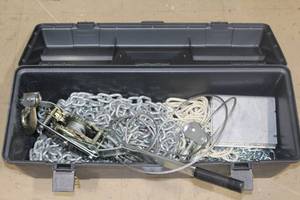 lot 563 image: Cable Winch w Chain and Plastic Storage Case