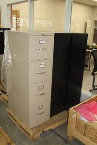 lot 577 image: Lot of (3) Metal File Cabinets 4-drawer