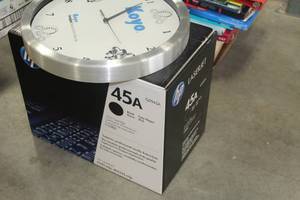 lot 620 image: Wall Clock, Paper, HP Printer Ink