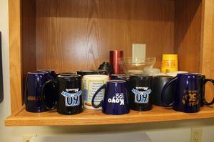 lot 643 image: Lot of  Coffee Cups, Bowls