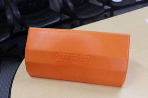 lot 697 image: Maxi-Lift Tiger-CC Plastic Industrial Elevator Bucket