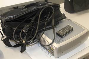 lot 668 image: Infocus DLP-X2 Projector