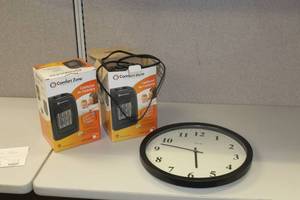 lot 706 image: Lot of (3) Office Supplies - Wall Clock, (2) Personal Heaters