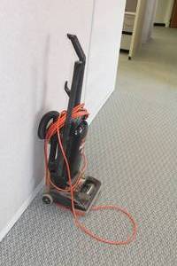 lot 745 image: Hoover Wind Tunnel Commercial Canister Upright Vacuum Cleaner