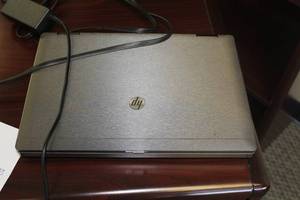 lot 773 image: HP Computer Laptop