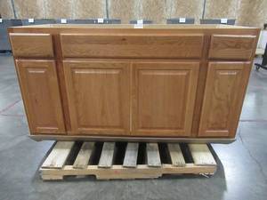 Golden Oak 60 Sink Base Shaker Style Kitchen Cabinet, KSB60-MO.