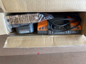 RIDGID 18V Lithium-Ion MAX Output 4.0 Ah Battery and Charger Starter Kit