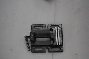Drill press vise