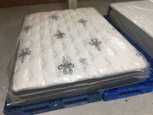lot 6 image: Brand New Doctors Choice 13 Queen Euro Top Mattress