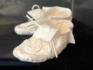 lot 12 image: Cast Paper Moccasin Sculpture by Allen Eckman