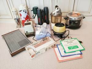 lot 22 image: Kitchen Appliances