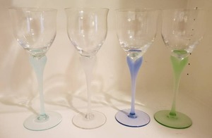 lot 42 image: Wine Glasses