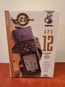 lot 305 image: Garmin GPS