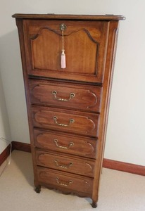 lot 109 image: Margaux Lingerie Chest by Henry Link