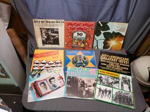 lot 21 image: 9 Compilation Style Records