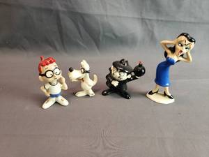 lot 61 image: 4 T.M. & Ward Ceramic Figures
