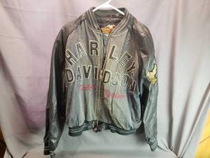 lot 90 image: XL Harley Davidson Jacket