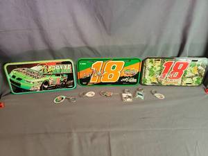 lot 109 image: Bobby Labonte Collectibles