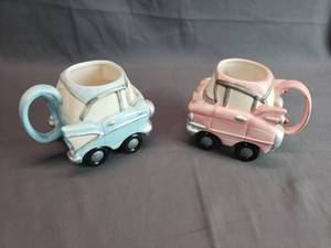 lot 118 image: Rolling Car Coffee Mugs