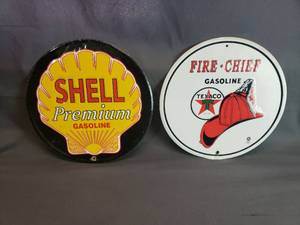 lot 119 image: Reproduction Tin Shell and Fire-Chief Signs