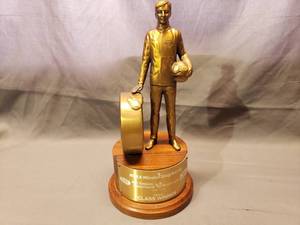 lot 136 image: NHRA Wally Trophy AC-Delco Heartland nationals 1990