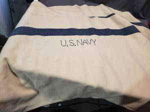 lot 146 image: U.S. Navy Blanket
